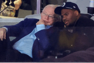 Mika Parsons Timeline: Here's how the contract talks with Jerry Jones broke, just as cowboy stars demand a deal