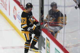 Does the King of Los Angeles make sense as worthy of Rickard Raquel?