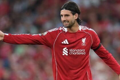 Liverpool's meeting of £76 million ace flying to the UK