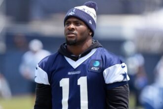 Mika Parsons' trade demands and his future with the Cowboys