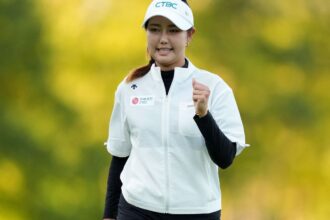 Miranda Wang continues his bogeyless streak with a three-shot in Boston