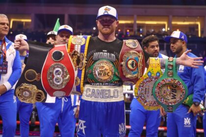 Seven boxers who benefit from weight gain, from "tank" to Canelo