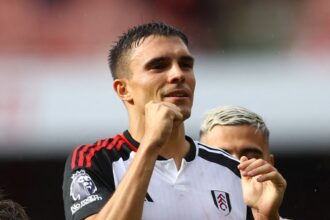 Spurs plot bids on a £40 million "machine"