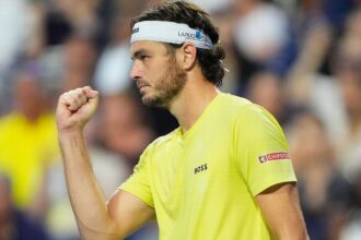 Taylor Fritz defeats Andrei Lubrevi to reach Toronto's semi-finals