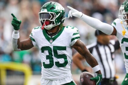 The Texans sign Jalen Mills to cover safe depth issues