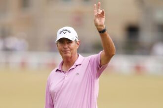 Tiger Woods, Jack Nicklaus congratulates Ian Baker Finch on his retirement as a broadcaster after 30 years