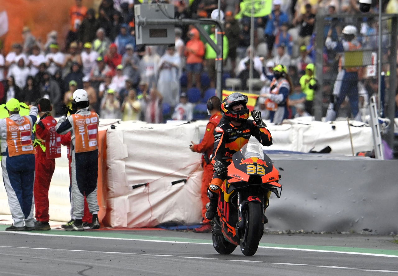 Blood Binder: Why "Super Clean" is important in the latest KTMs