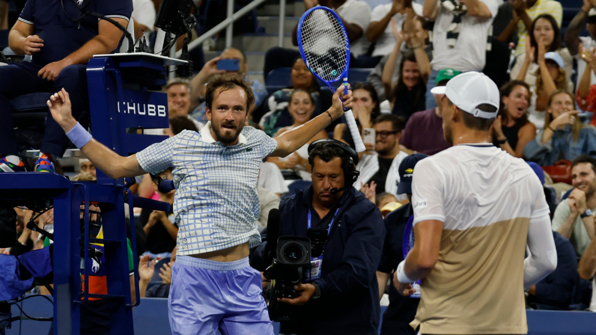 Wild Night at Us Open: Bonzi overtakes Medvedev after the photographer stepped into the court during a potential match point