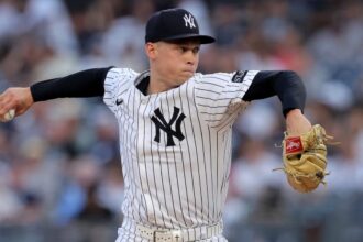 The Yankees find a spark and continue to torch the twins after falling flat during the recent "gut punch"