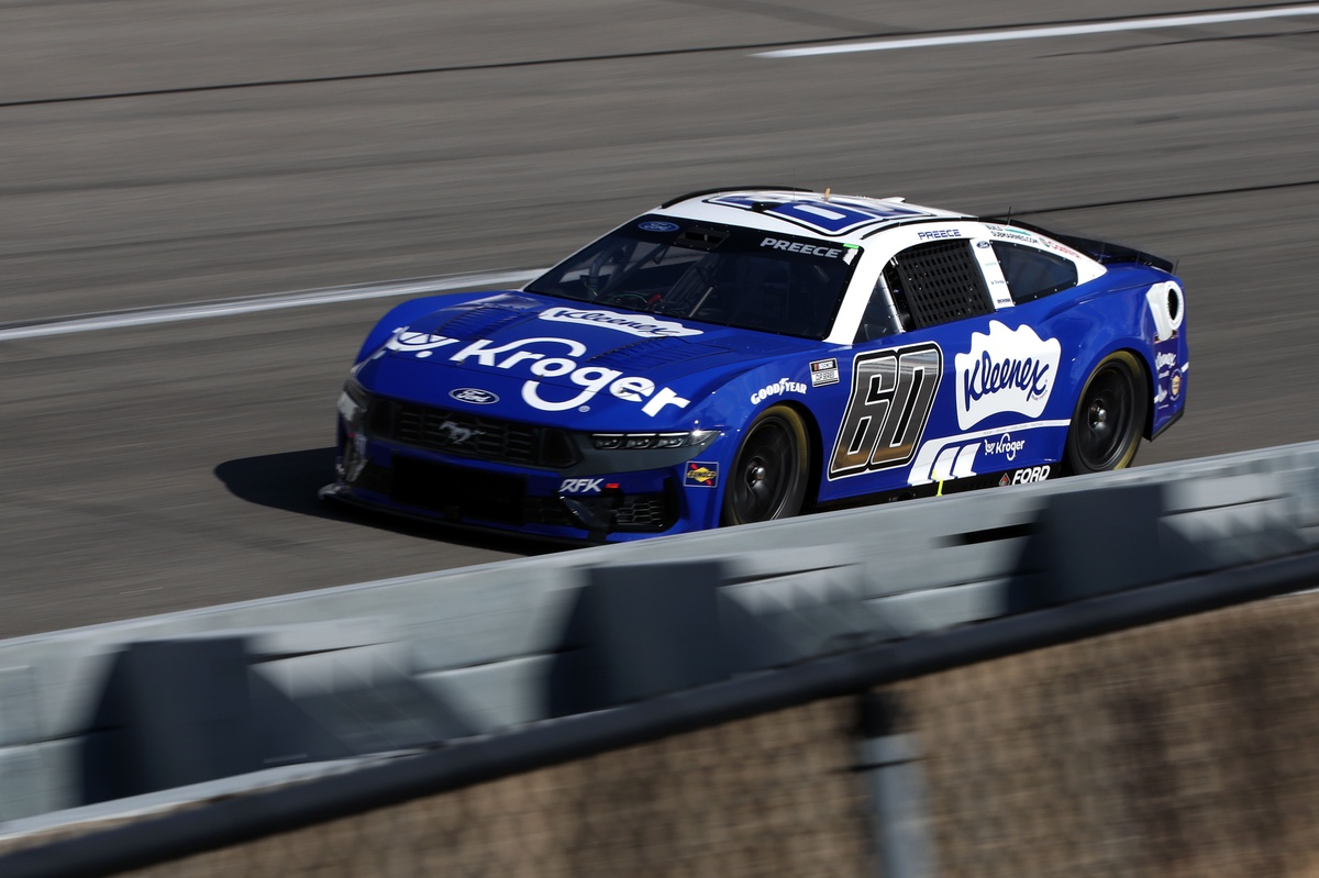 Ryan Place wins surprise pole at Richmond amid a tense playoff fight