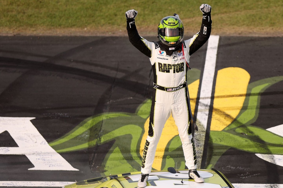 William Byron saves enough fuel to win the careful NASCAR Cup race in Iowa