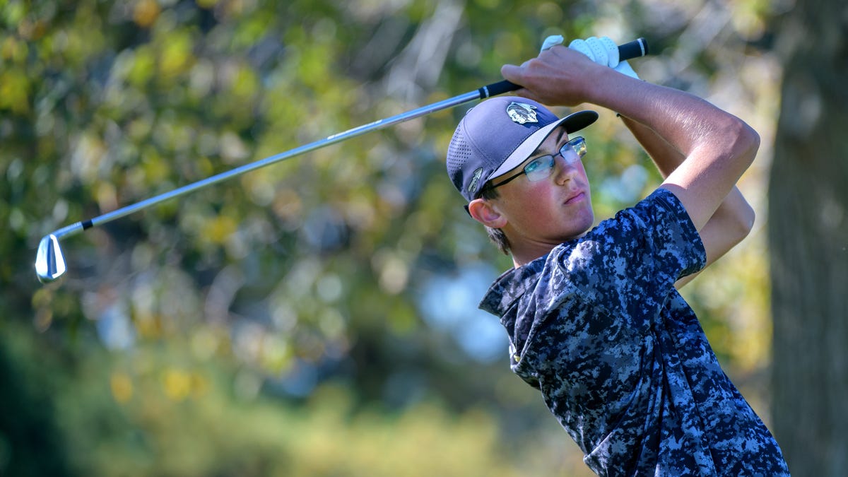 Connor Watson of East Peoria sets ICC School records