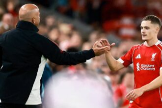 "He proposed" - reveals what Slot told him after the start of Slow Liverpool