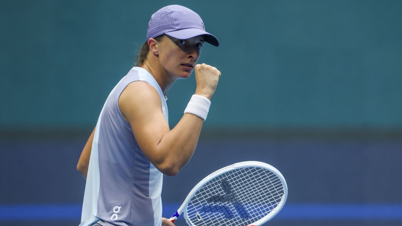 Iga Swiatek advances to the third round of the China Open