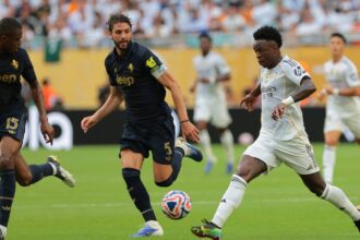 Newcastle joins Chelsea to sign "intelligent" £30m+ UCL captain