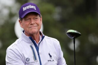 Ryder Cup 2025: "Shy" Fan Action at Beth Page Tom Watson Blesses Europe for victory