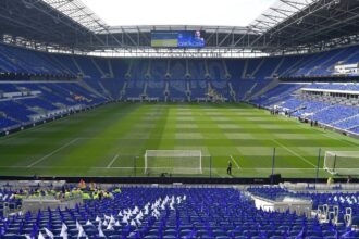 The defender who won Everton could now be "happily joining"