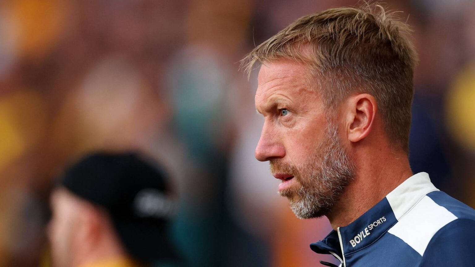 The manager, waiting for his manager to join West Ham as Graham Potter, was given a bag timeline