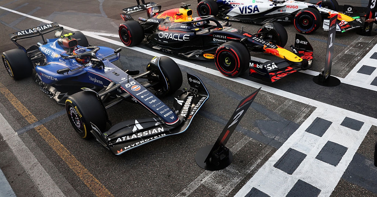 Verstappen will top the Wild Buck qualifier after Piastri crashes