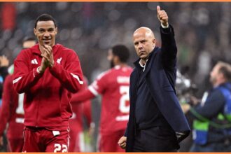 Arne Slot acknowledges the Liverpool fans