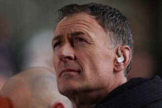 Chris Sutton slams £6,000-a-week Celtic star and questions Rodgers' choice of him