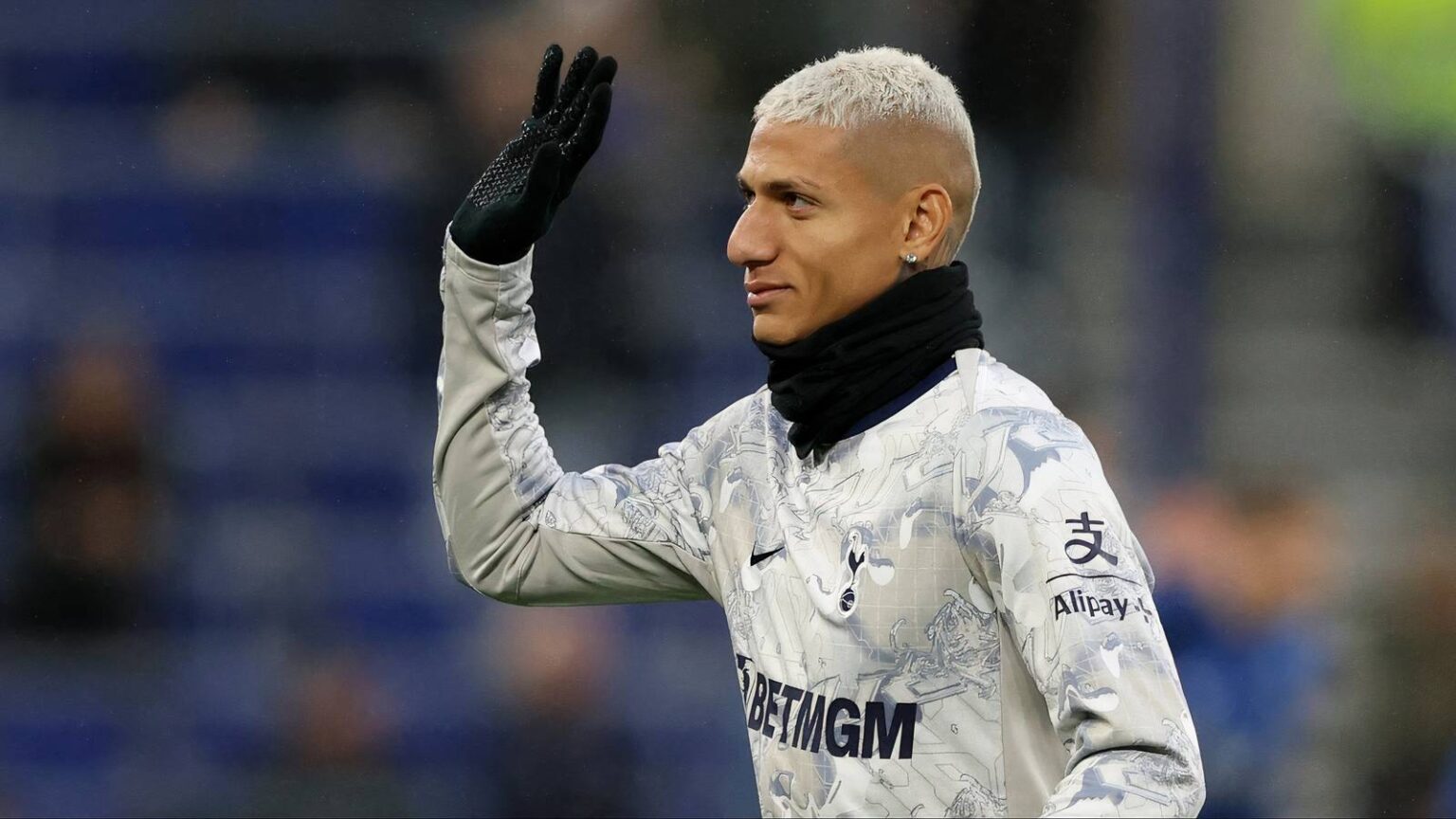 Everton's flop must be solved if Richarlison arrives