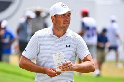 FedEx Cup Fall Bubble Watch: Jordan Spieth and Adam Scott swing unsteadily