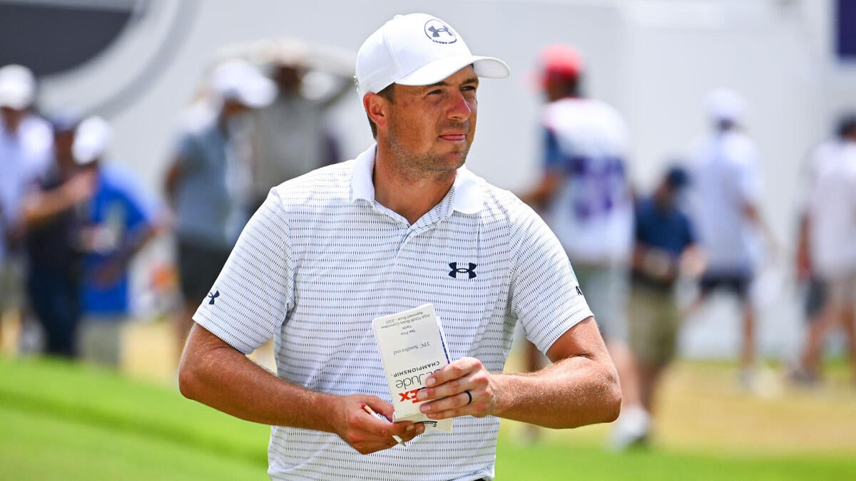 FedEx Cup Fall Bubble Watch: Jordan Spieth and Adam Scott swing unsteadily