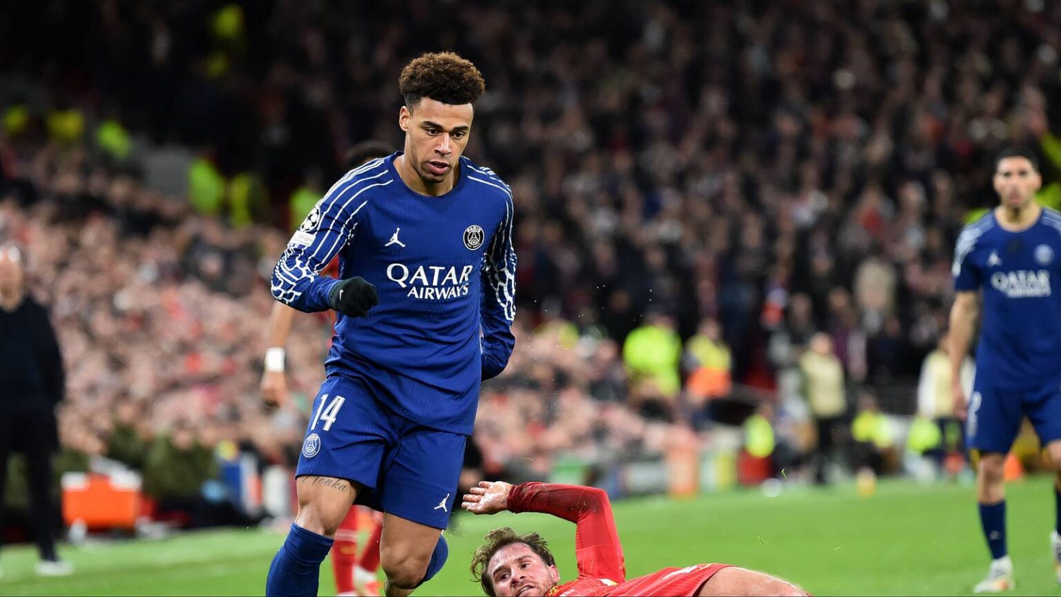 Liverpool in race to sign Paris Saint-Germain