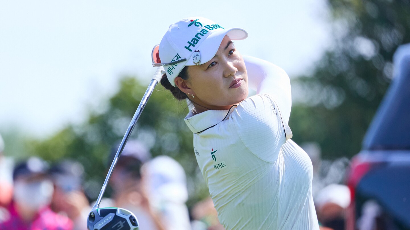 Minji Lee, Gino Titikul win Minami's two-back goes to Shanghai final match