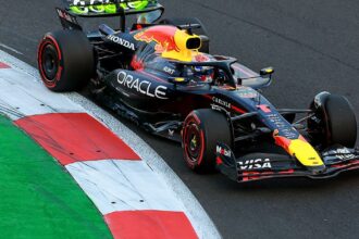 Verstappen leads in Mexico FP2 as McLaren slumps