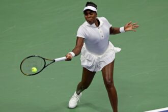 Venus Williams competes in ASB Classic to open 33rd professional season