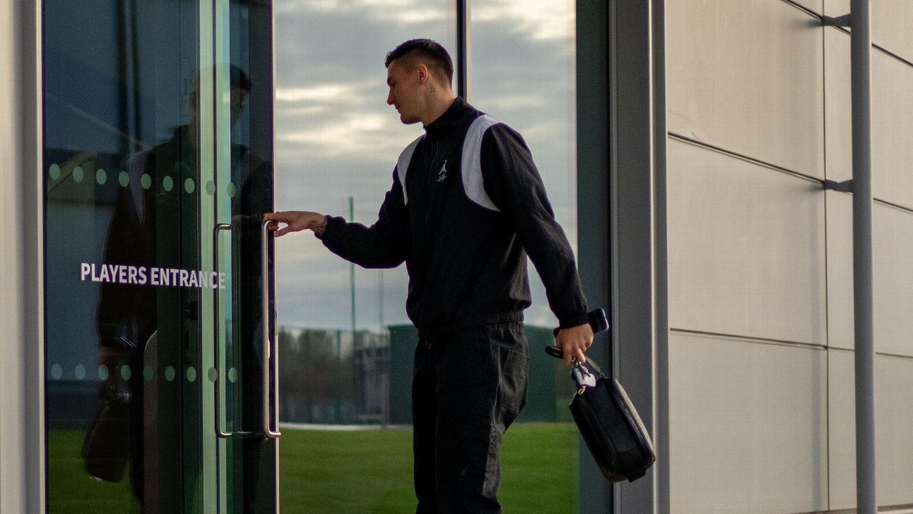 'Canaries in the coal mine': Why teams like Man United invest in player care