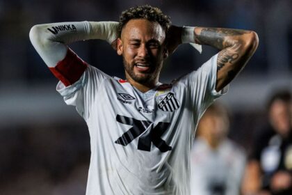 Neymar's World Cup hopes hit record low with Santos as Estevan star rises