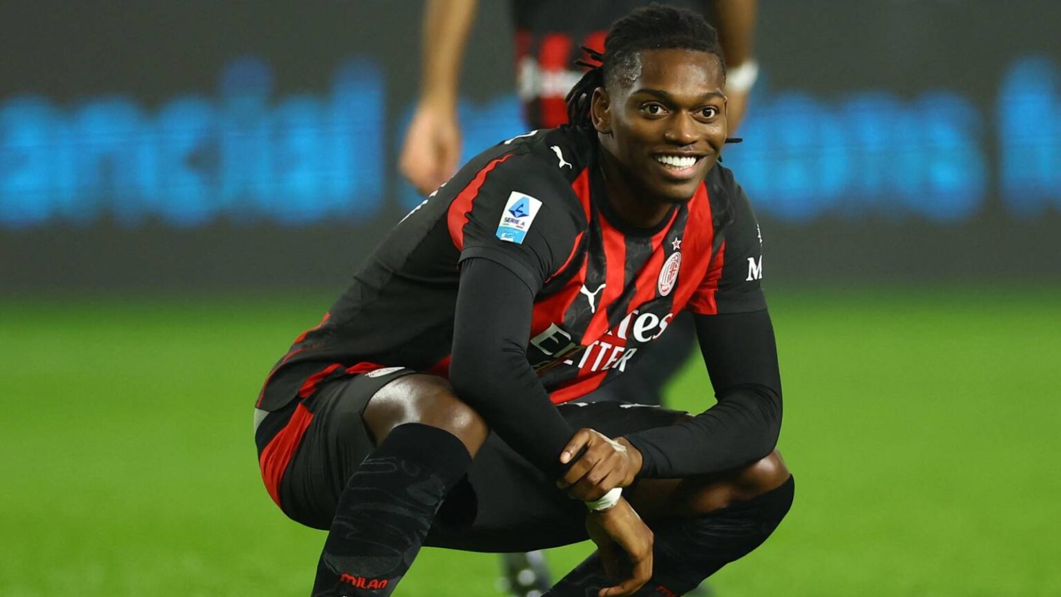 AC Milan scraps new discount for Rafael Leao as Arsenal accelerate towards 2026