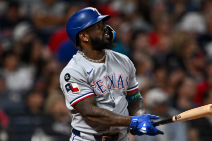 Adriz Garcia, Jonah Heim, Nathaniel Lowe, Alec Manoah reach more MLB free agency after non-tender deadline