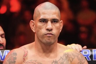 Alex Pereira reacts to Tom Aspinall's injury at UFC 321, Jon Jones accepts Pereira's White House challenge