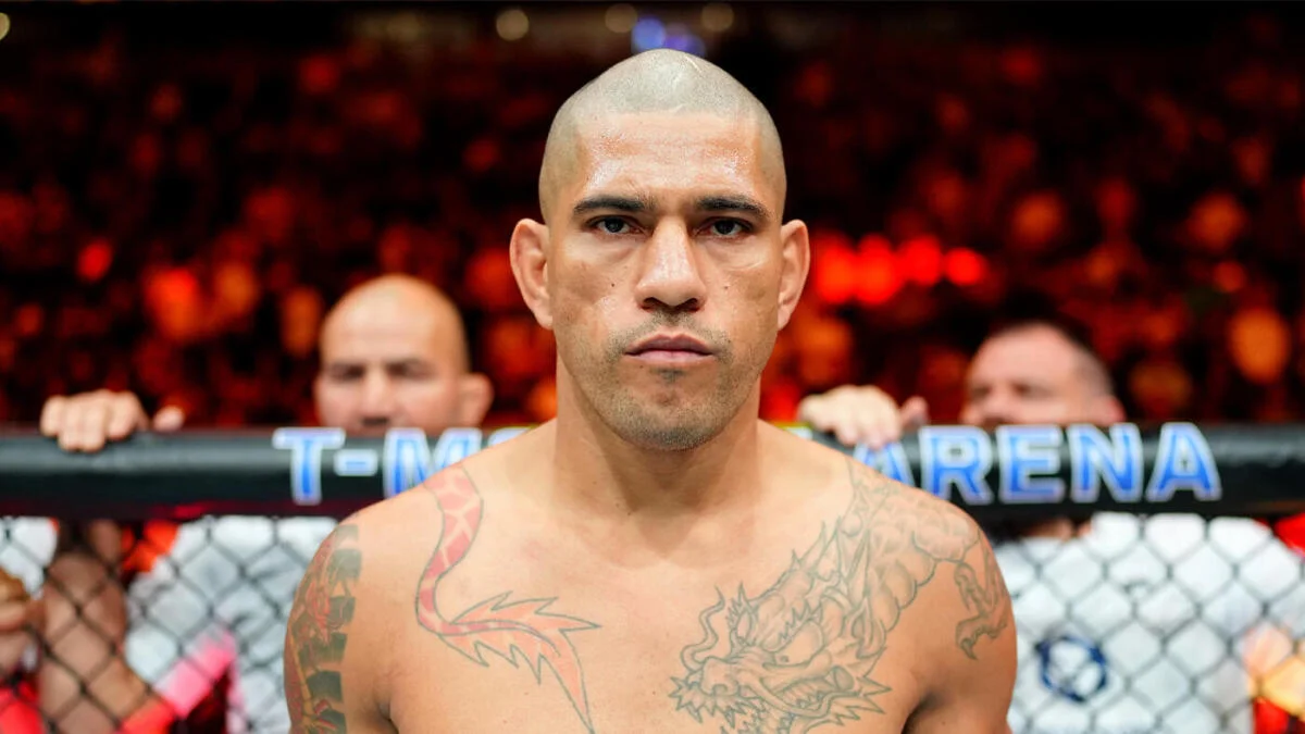 Alex Pereira breaks his leg in his win over Magomed Ankalaev. According to reports, the opponent came out with a rib injury