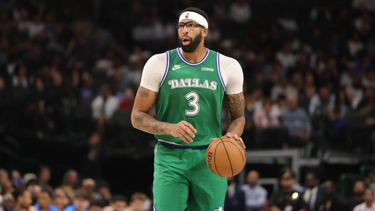 Anthony Davis isn't concerned about trade rumors ahead of potential return against Lakers