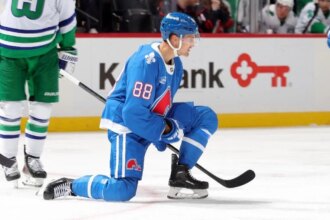 Avalanche and Martin Necas agree to 8-year, $92 million contract extension