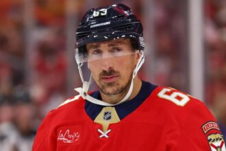 Brad Marchand takes time off from Panthers to help friend after family tragedy