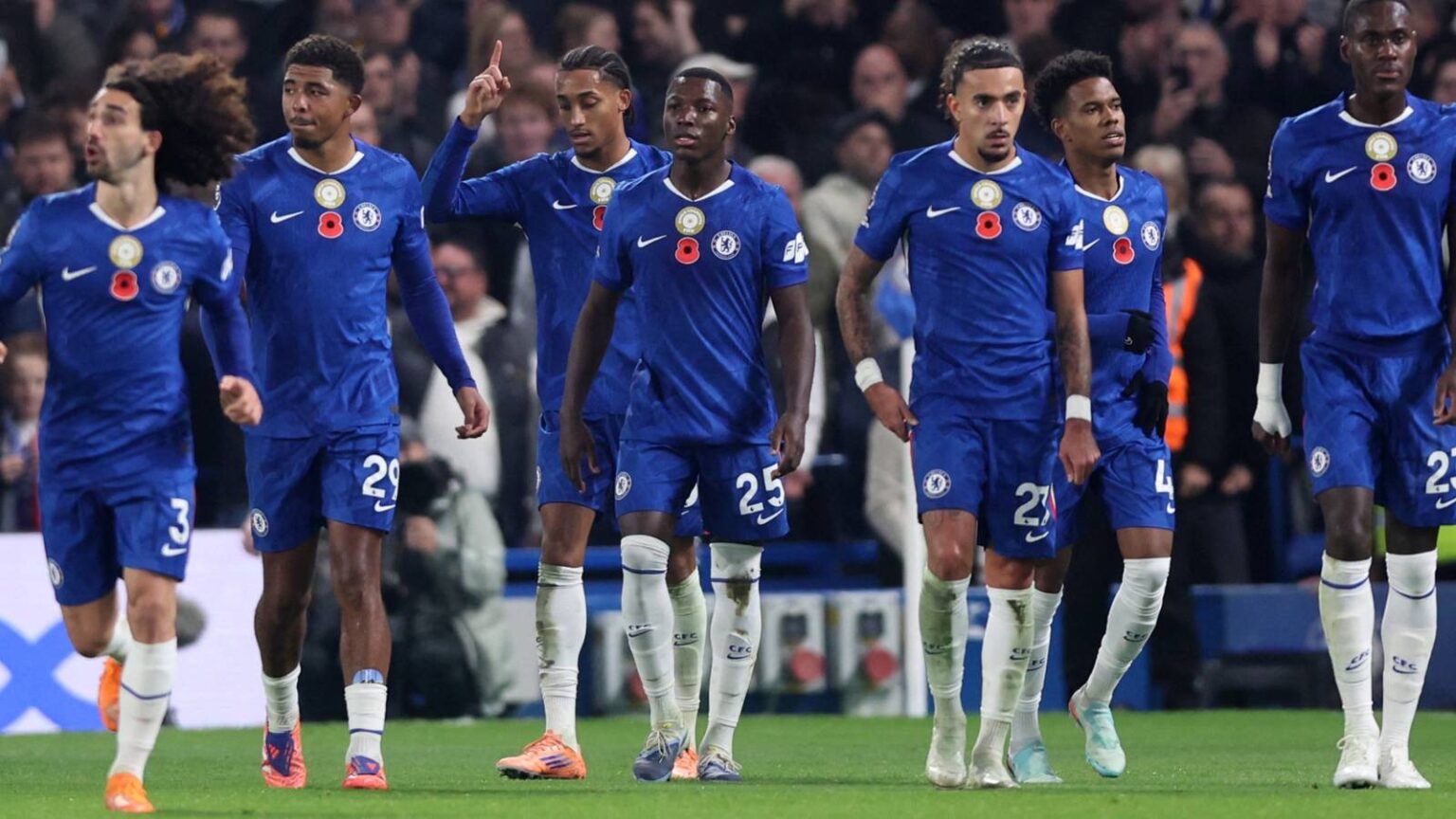 Chelsea open talks with Premier League star over £26m deal in January