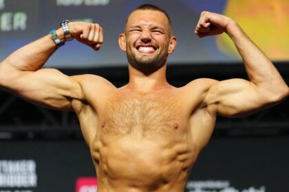 UFC Fight Night predictions, odds, fight card and expert picks for De Ridder vs. Allen