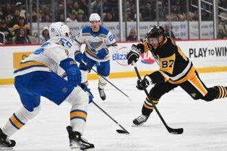 Penguins vs. Predators odds, tricks: Experts share potential for Friday's Global Series matchup in Sweden