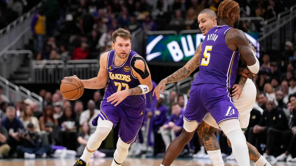 Today's pick: Jazz vs. Lakers on Tuesday, more NBA and NHL games