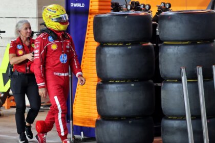 Grumpy Lewis Hamilton responds to disaster in 9 words
