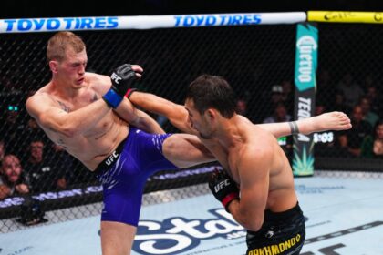 Ian Machado Garry kicks Shavkat Rakhmonov