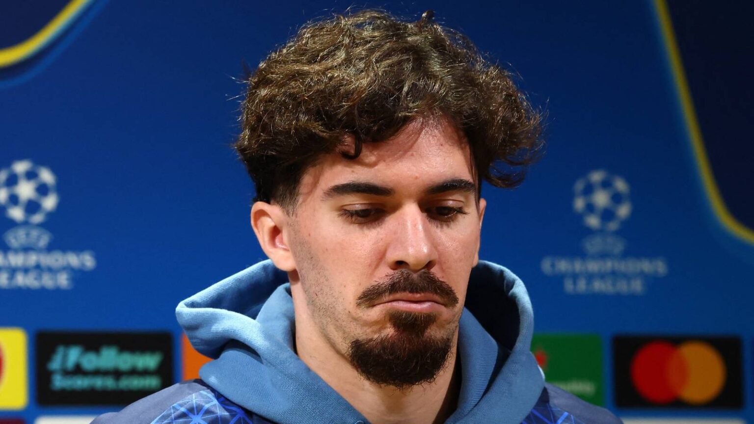 Liverpool are preparing to offer £132m in January for Vicinha as PSG's stance becomes clear