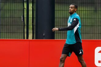 Liverpool could unlock Isak by unleashing homegrown Semenyo