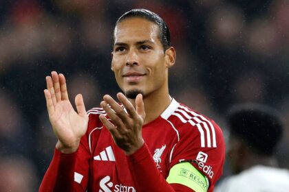 Man United enter race to sign 'dominant' defender likened to Virgil van Dijk